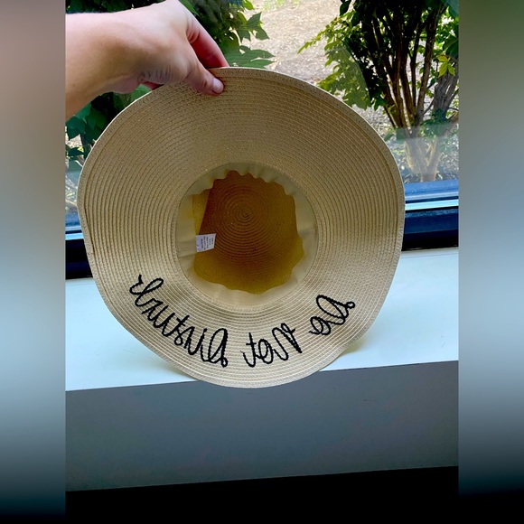 Hat - Picture 2 of 2